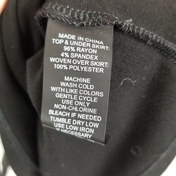 Vince Camuto Black and White Chiffon Sheer Overlay Tank Maxi Dress Petite Large - Picture 6 of 12